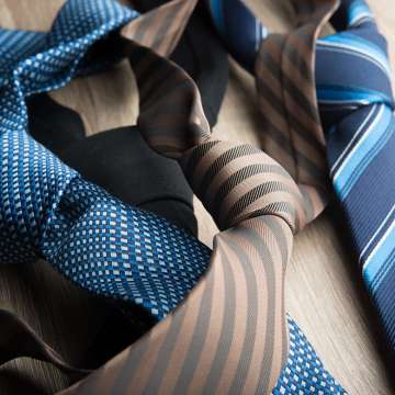 Tipos de gravatas: escolha o modelo ideal para o seu estilo