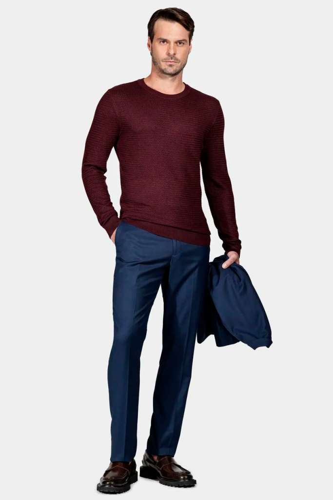 modelo com sueter vermelho
