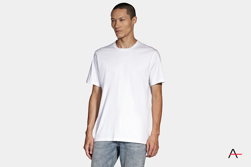 Camiseta branca masculina básica