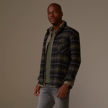 Overshirt masculina: o guia definitivo para usar no verão